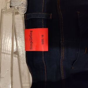 SimplYoung Women's Plus Size Capri Size 18